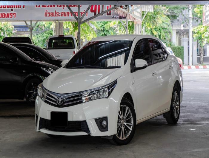 TOYOTA ALL NEW ALTIS 1.8 E AT ปี 2016 สีขาว